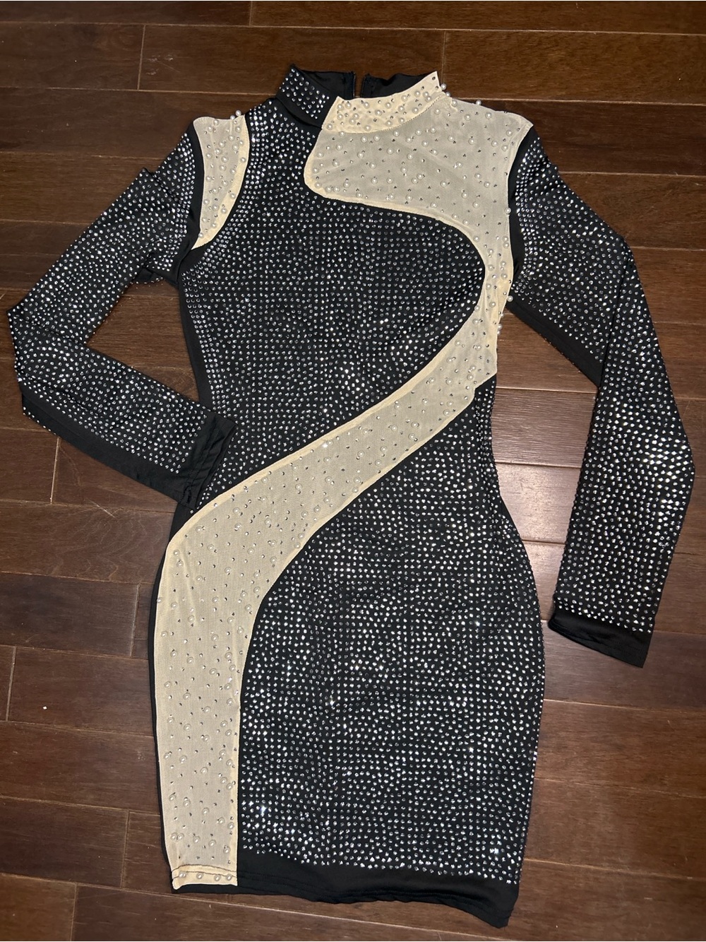 SHEIN Black and Cream Rhinestone Long Sleeve Bodycon Dress
